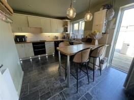23, Monarch Road, Crewkerne TA18 8FB