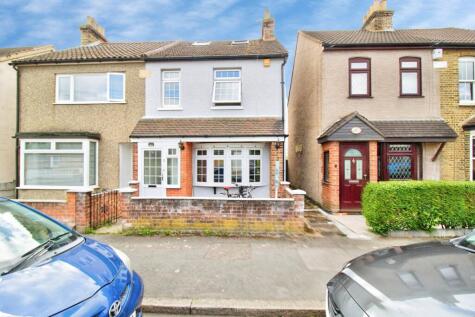 Hamilton Road, Romford, RM2