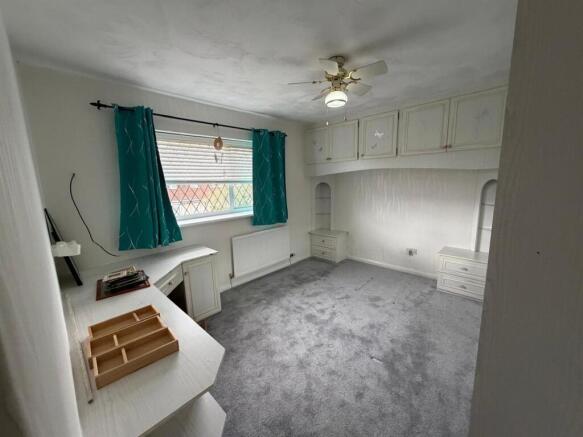 3 bed Semi-Detached for sale Image 7
