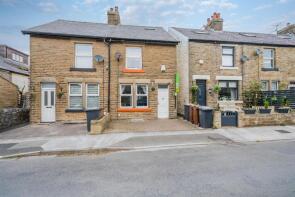 4, Kings Road, Fairfield, Buxton SK17 7NF