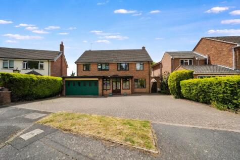 11 Elmsdale, Wightwick, Tettenhall, Wolverhampton, WV6 8ED