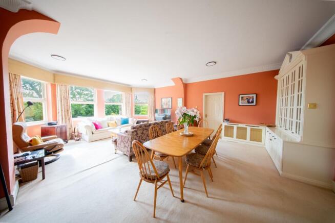 Living/Dining Space