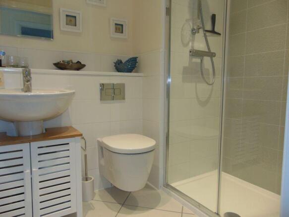 Ensuite