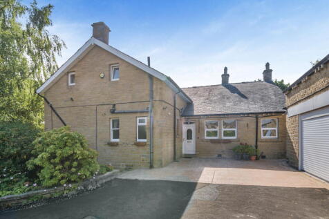 Dryclough Road, HD4