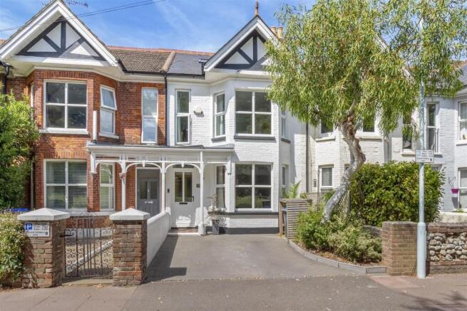 6 St Matthews Road-023.JPG