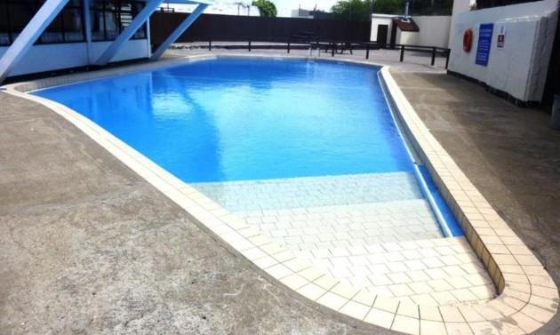 Pool.jpg