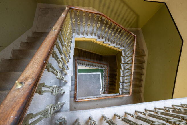 Flat 2/1, 4 Graham Street, Barrhead, Glasgow photo 4