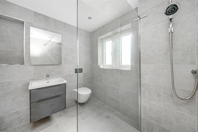 BEDROOM ONE EN-SUITE