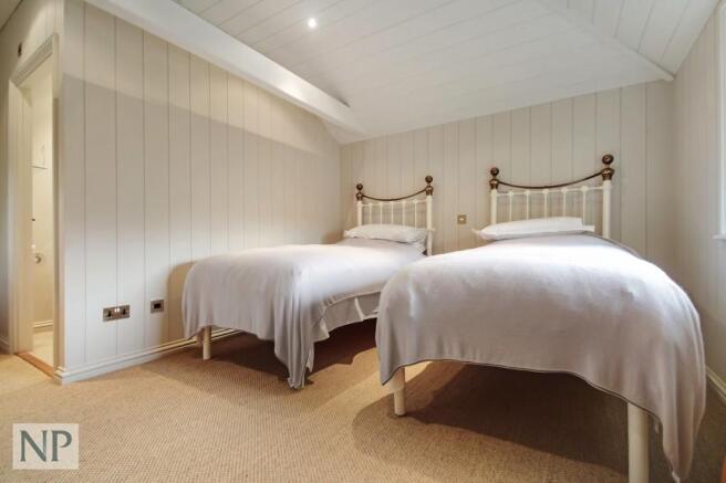 The Annexe Bedroo...