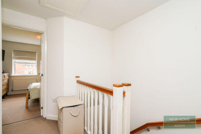 3 bed Semi-Detached for sale Image 8