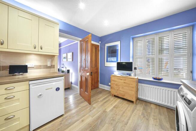 2 bed Semi-Detached for sale Image 10