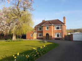 Homefield, High Street, North Kelsey, Market Rasen LN7 6EF