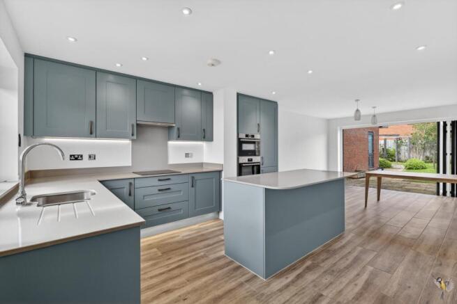 Blunt Rise, Blunsdon, Wiltshire photo 4
