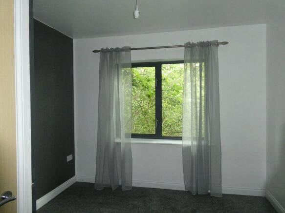 2 bed Apartment to rent Image 7