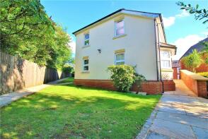 Flat 5, 16 Hillcrest Court, Queens Road, Guildford GU1 4BP