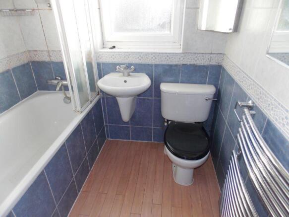 Photo 10