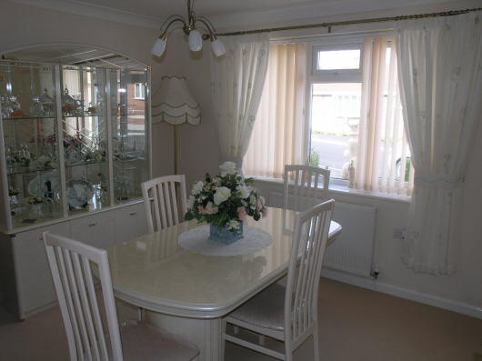 Bedroom 3/ Dining Ro