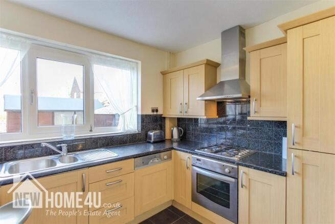 KITCHEN: