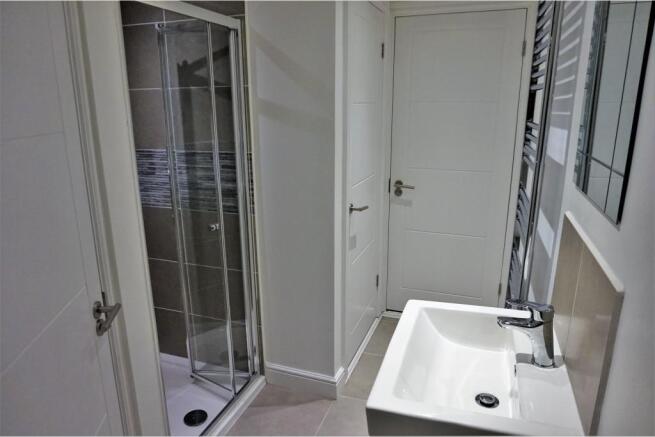 Jack & Jill En-suite