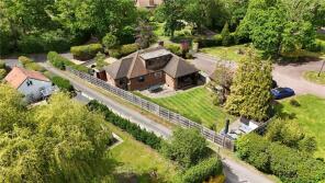 Holborn Lodge, Oak Grange Road, Guildford GU4 7UD