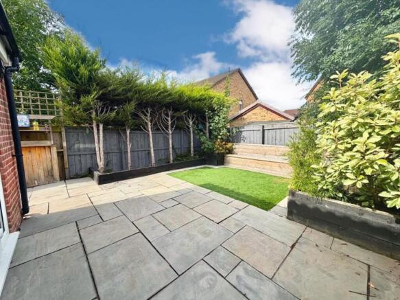 3 bed Semi-Detached for sale Image 3