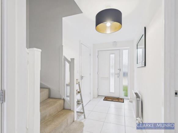 4 bed Detached for sale Image 9