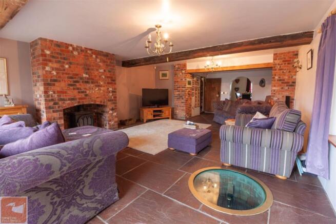 SITTING ROOM