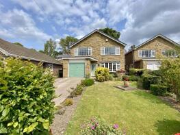 12, Over Hall Park, Mirfield WF14 9JN