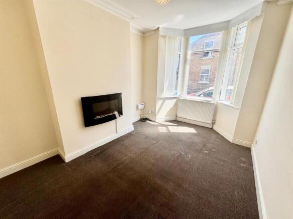 new lounge.jpg