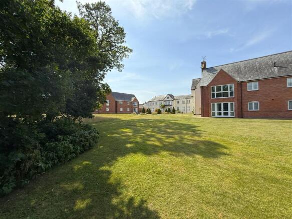 Communal Gardens B.JPG