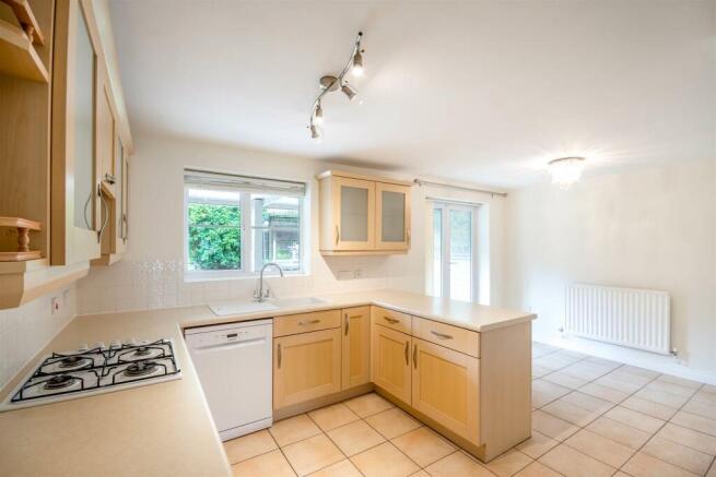 kitchen/breakfast room