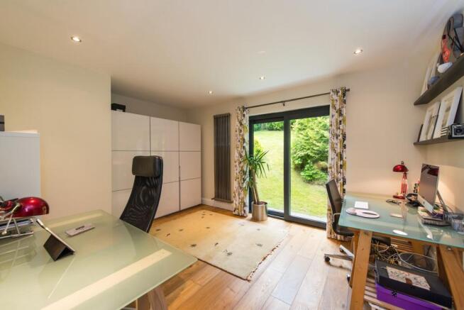 Bedroom 4/Study