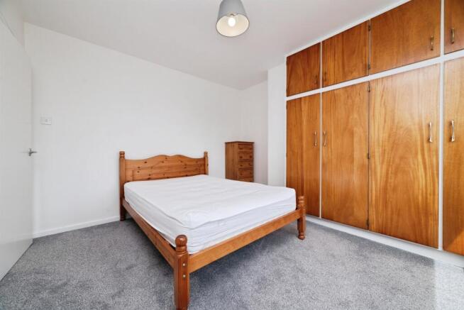 3 bed Semi-Detached for sale Image 11