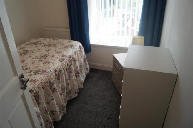 BEDROOM 2 (FRONT)