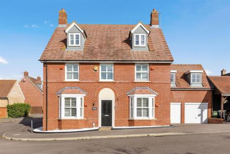 Daisy Lane, Stotfold SG5 4HJ