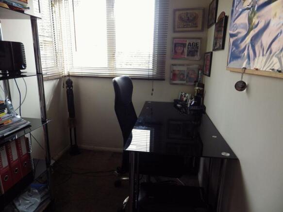 Photo 12