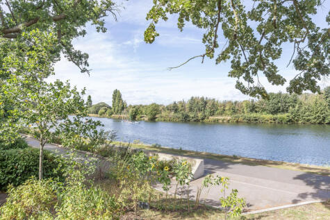 Portsmouth Road, Kingston Upon Thames, KT1