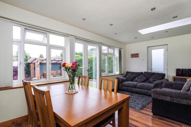 Dining Room / Living