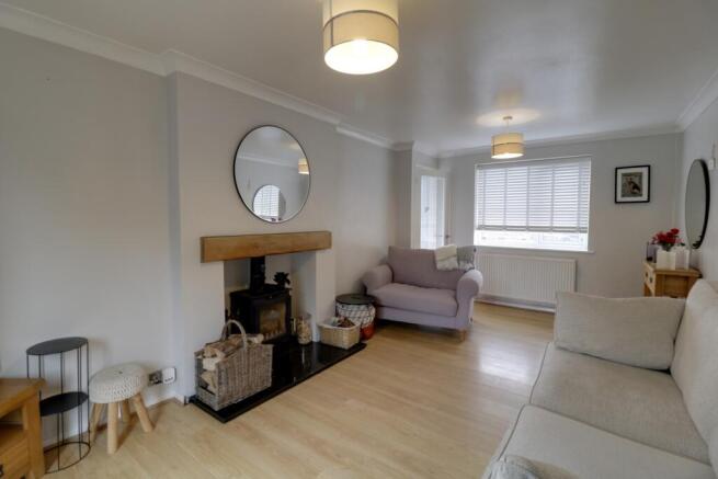 Lounge b