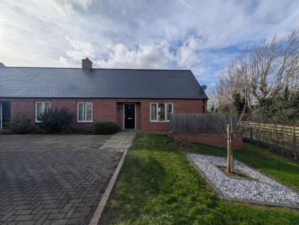 Gilberts Field, North Muskham, Newark