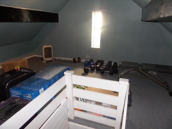 LOFT ROOM