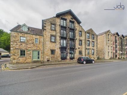 St. Georges Quay, VIctoria Wharf | Apartment with River Views
