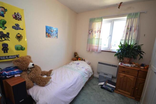 Bed2.JPG