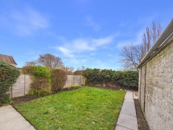 2 bed Detached Bungalow for sale Image 9