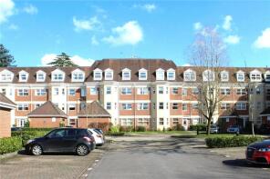 114, Elmhurst Court, Camberley GU15 2HU