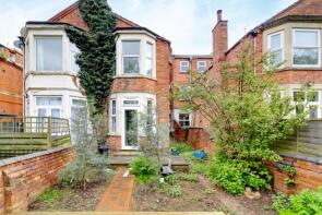 Flat 2, 33, Colwyn Road, Northampton NN1 3PZ
