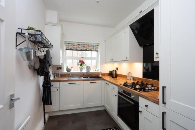 2 bed Apartment for sale Image 4