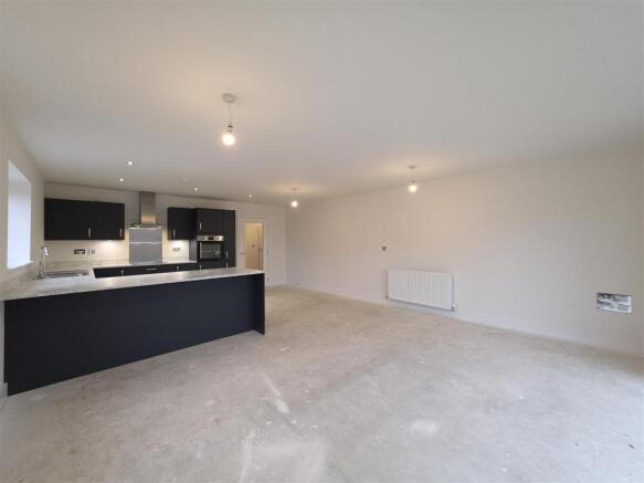 3 bed Detached Bungalow for sale Image 6