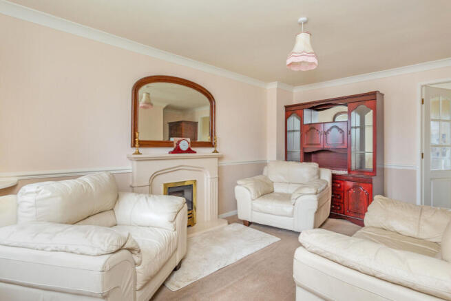 Lounge b