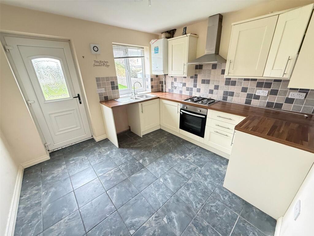 Gray Avenue, Framwellgate Moor, Durham, DH1 photo 4